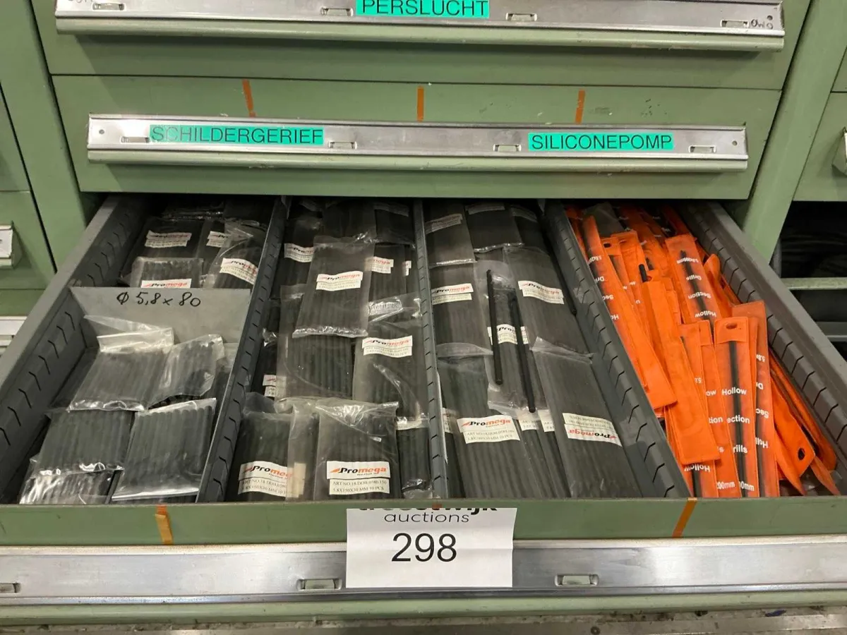 Große Charge von HSS-Dachbohrern