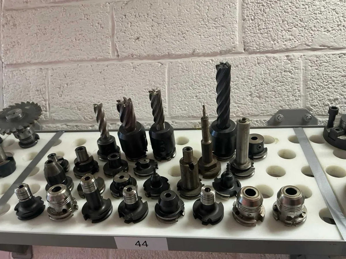 Sammlung der Aufnahmen ISA40 DIN69871