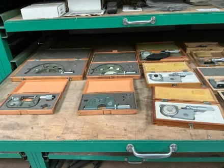 Mitutoyo Batch Präzisionsmikrometer – RESALE
