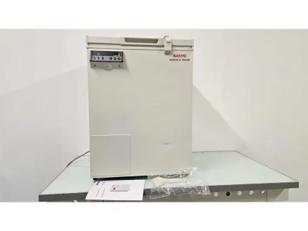 SANYO - MDF-137 - Biomedizinischer Gefrierschrank -30 °C – RESALE