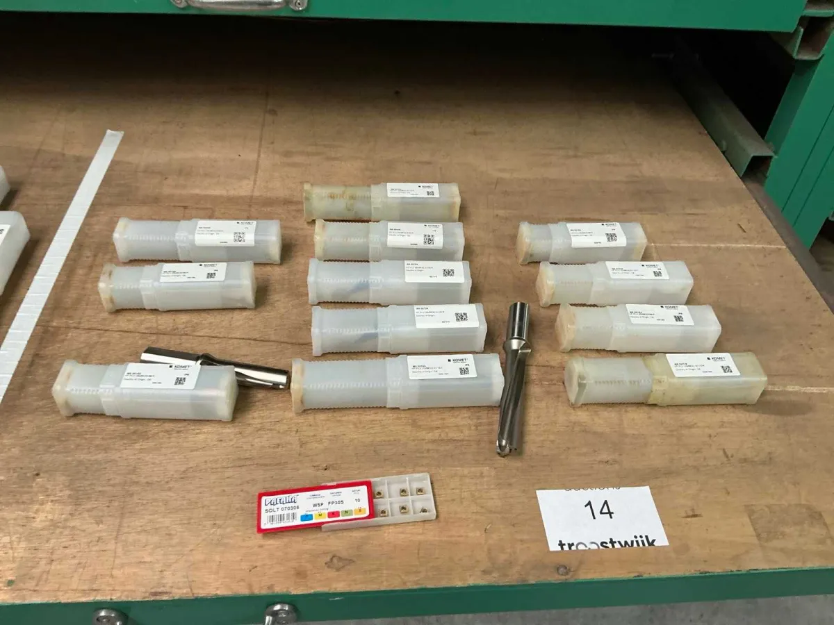 Komet Insert Drill (12x)