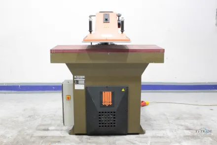 Atom SE 22 Hydraulische Schwenkarmstanze - hydraulic Clicking – RESALE