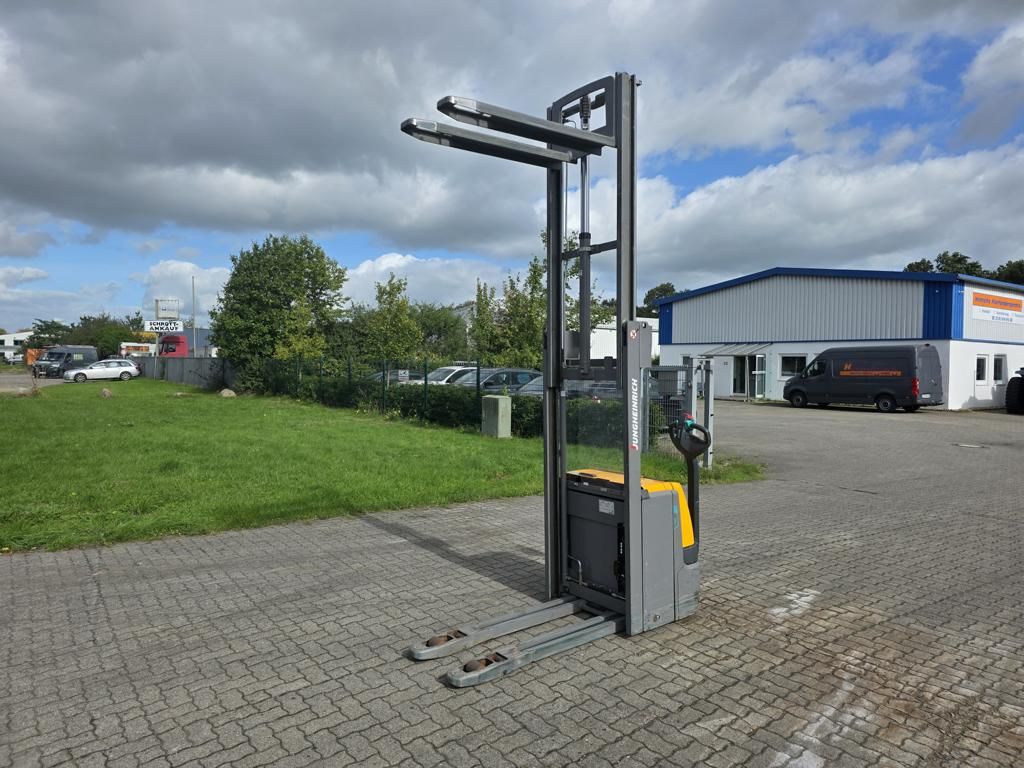 Jungheinrich EJC112z