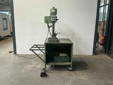 Ixion - BT 15 GL - Säulenbohrmaschine – RESALE