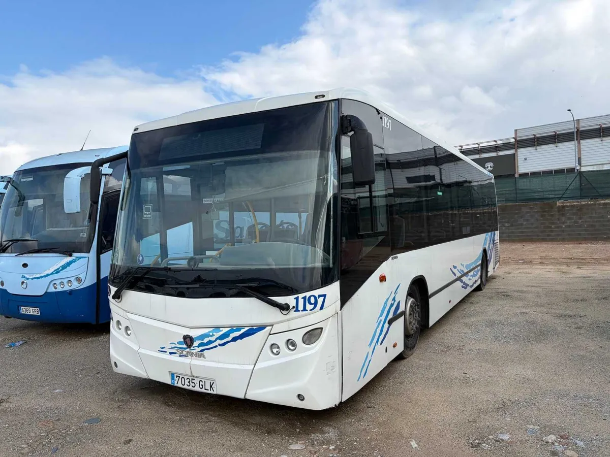 2009 - SCANIA 9B4X2 K310UB4X2LB Reisebus