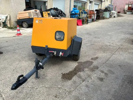 M220 – Schraubluftkompressor – RESALE