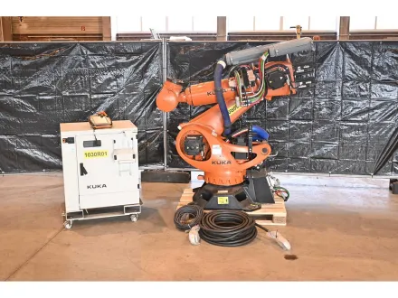KUKA KR 270 R2700 ultra Industrieroboter inkl. Schaltschrank VKR C4 + 00-216-801 – RESALE