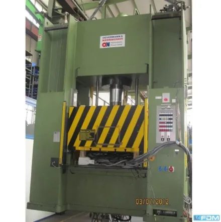 Oevermann & Niedringhaus DPS 160 (CE) hydraulische Doppelständer (zieh) presse – RESALE