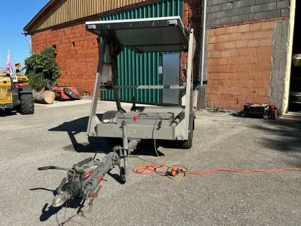2015 Buchhaus VWRMS 3100 Led 64x80 Autoanhänger mit aufgebautem Verkehrsleitsystem – RESALE