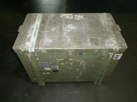 Brit. Transportcontainer, ca. 73x102x60 cm (GH) – RESALE