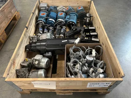 Superior Electric, Staubli – Charge von Elektromotoren, Servomotoren, Getriebemotoren – RESALE