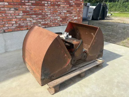 Am Lkw montierter Kran Baggerschaufel – RESALE