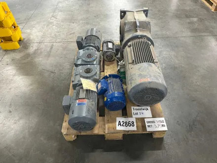 Sew-Eurodrive, Sew-Usocome – Charge von Industrie-Elektromotoren mit Getrieben/Getrieben – RESALE