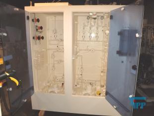 Kinetics 2 x Almatec Futur 50T / 1x Almatec A10TTT Chemieversorgungssystem, Chemikaliendo