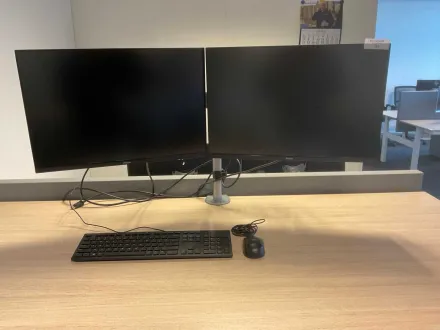 iilyama Prolite Monitor (2x) – RESALE
