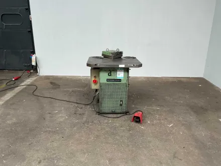 DMF - 1982 - 5U 250 - Eckklemmtisch – RESALE