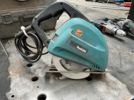 Makita Kreissägemaschine – RESALE