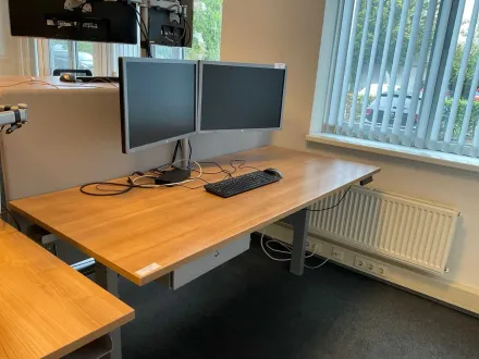 Duo-Sitz-Steh-Schreibtisch – RESALE
