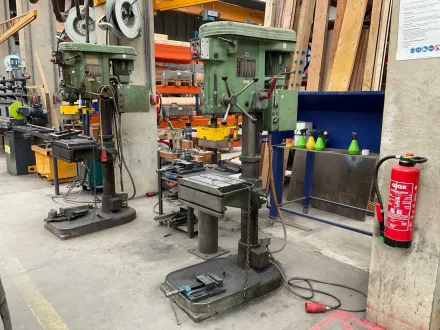 1992 Promyslovy Kombinat Dacice SV32B Säulenbohrmaschine – RESALE