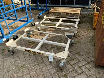 Palettenwagen (3x) – RESALE