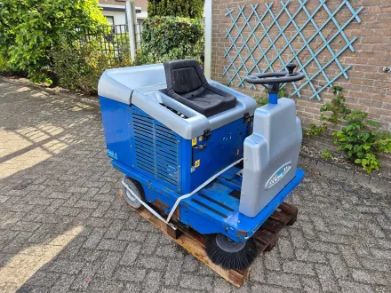Steenks Service Selbstfahrender Kehrer – RESALE