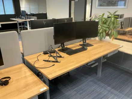 Duo-Sitz-Steh-Schreibtisch – RESALE