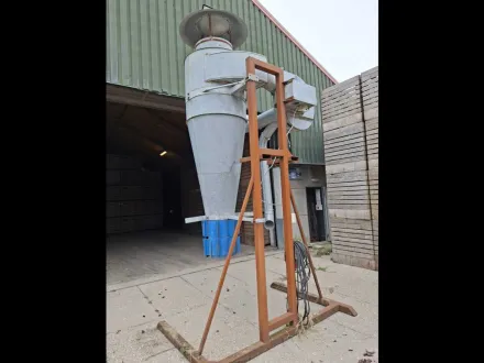 Zyklonabscheider / Staubabsaugsystem – RESALE