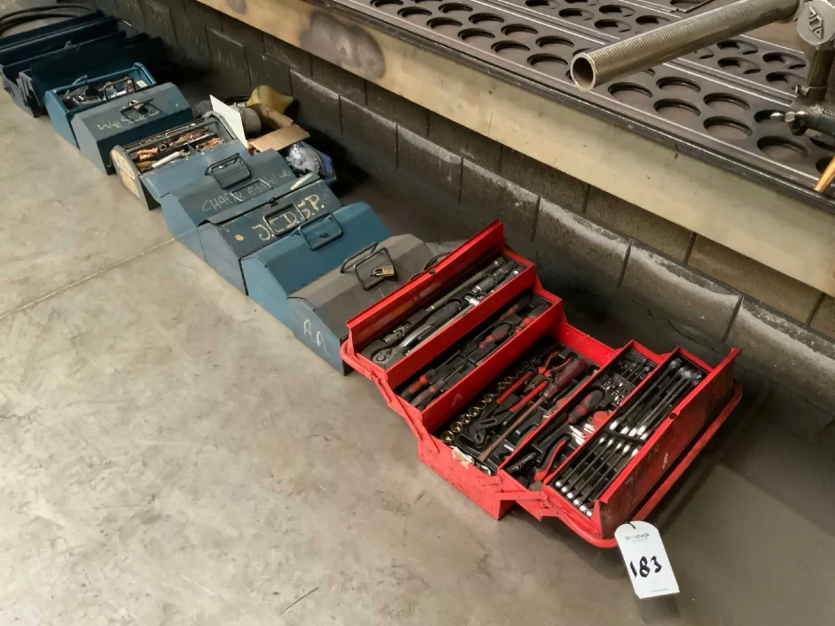 Werkzeugkasten (9x)