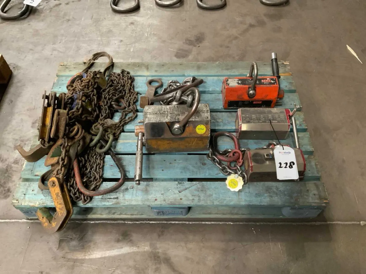 Hebemagnet (3x) und sonstiges