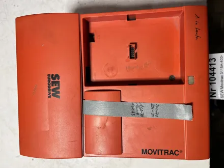 SEW Movitrac 3115A-403-4-00 Frequenzumrichter 2,8k – RESALE