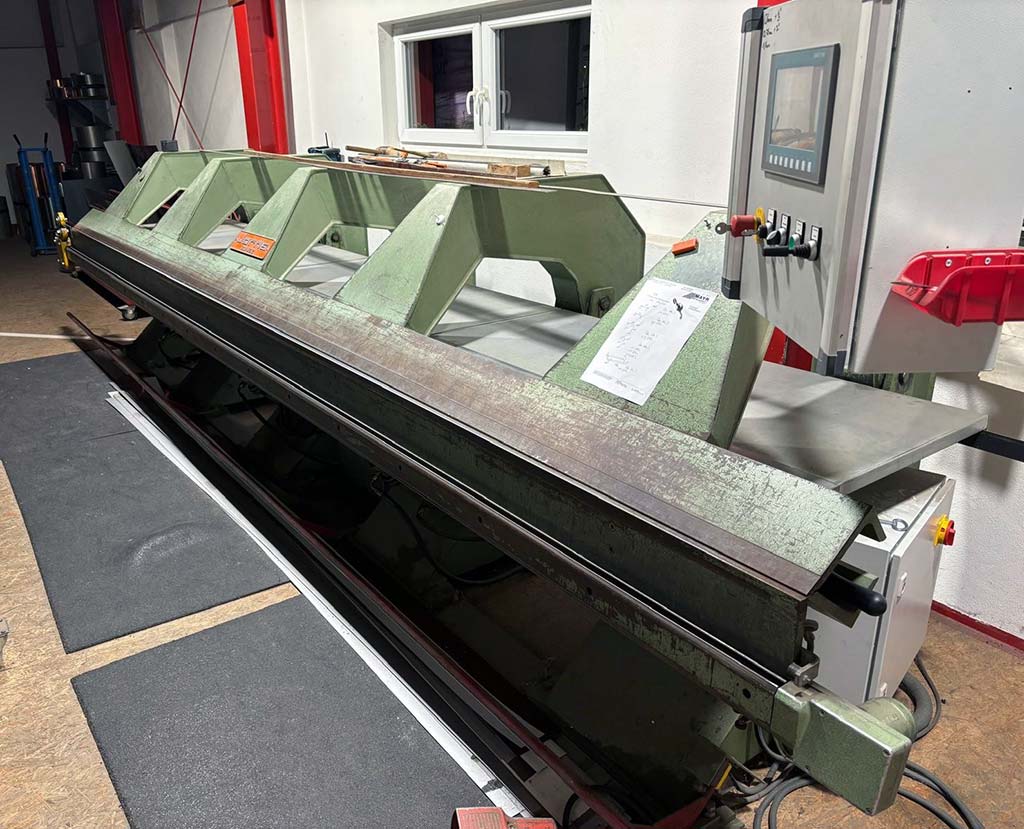 Jorns Schweiz NORMA LINE-125-SM-OP-6 Schwenkbiegemaschine