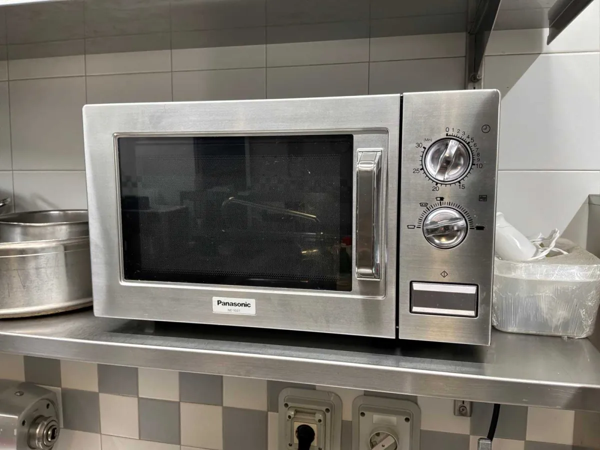 PANASONIC NE 1027 Mikrowellenofen