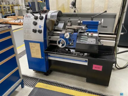 Emco D3F 17 D Leit- und Zugspindeldrehmaschine – RESALE