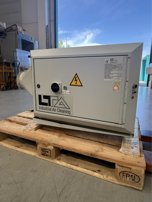 UNGEPRÜFT AC 3001_E120
