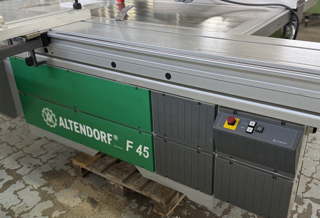 Altendorf F45 ELMO III control Formatkreissäge