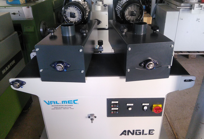 VAL.MEC - Angle 400.2 Bürstmaschine, Strukturiermaschine