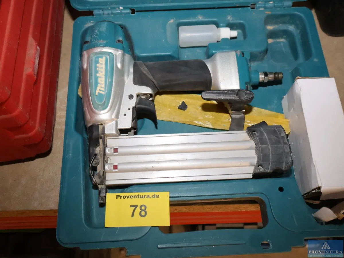 Druckluftnagler MAKITA AF506 Bj. 2022