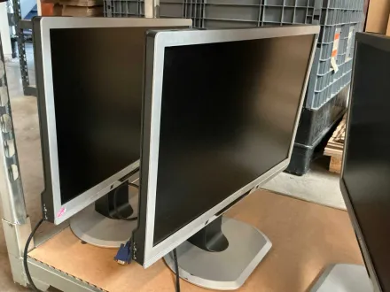 Verschiedene Monitore (5x) – RESALE