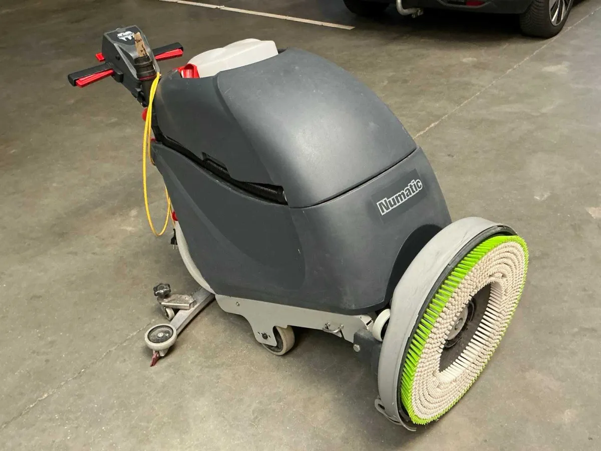 2017 Numatic TGB4055/100 Bodenreiniger
