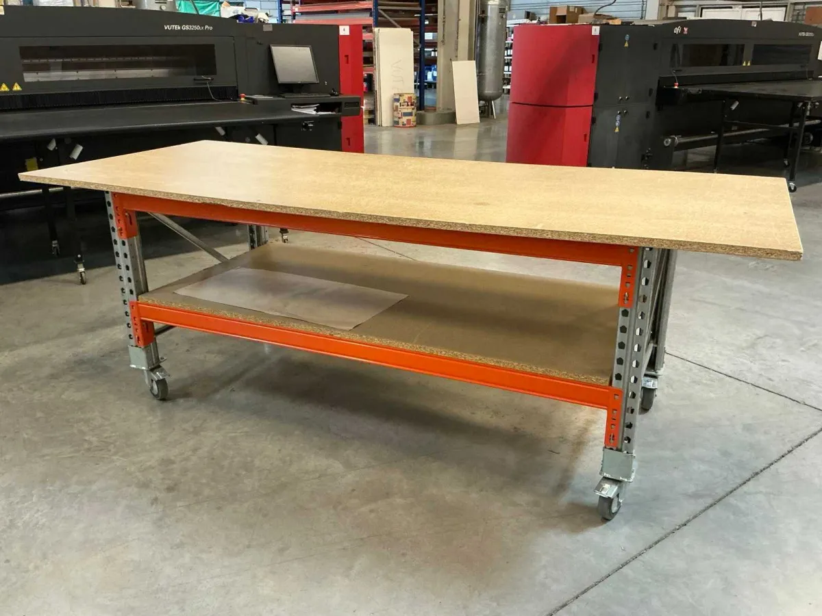 Mobiler Arbeitstisch (2x)
