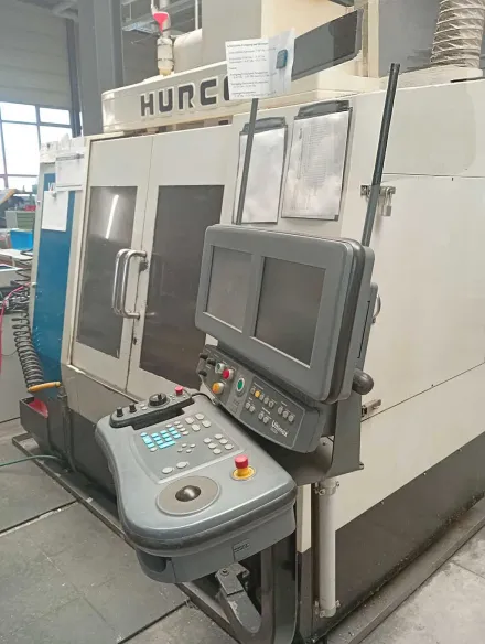 Hurco VMX24 Vertikales CNC Bearbeitungszentrum – RESALE