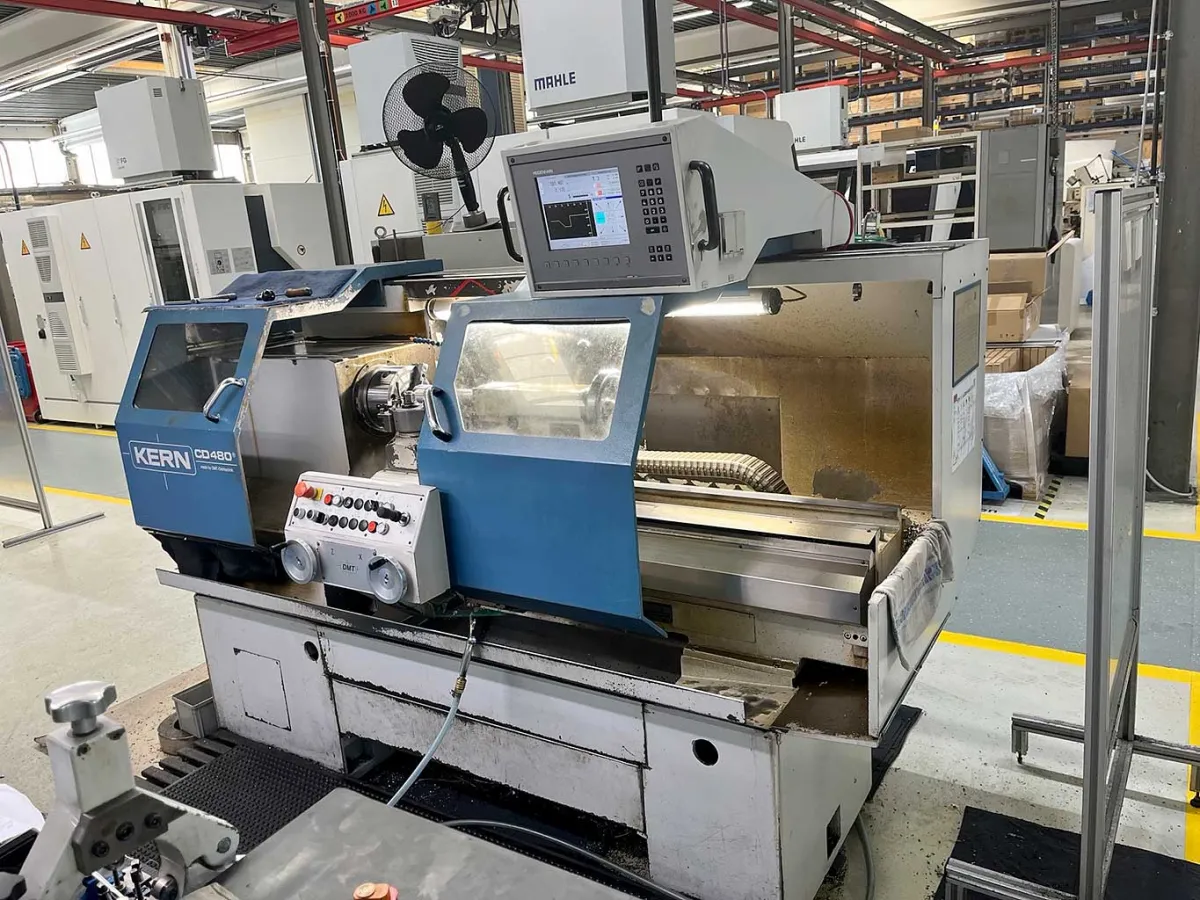 DMT-Drehtechnik Kern CD480 CNC Drehmaschine