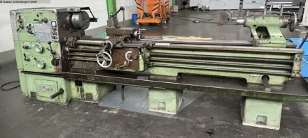 Matra D30 Leit- und Zugspindeldrehmaschine – RESALE