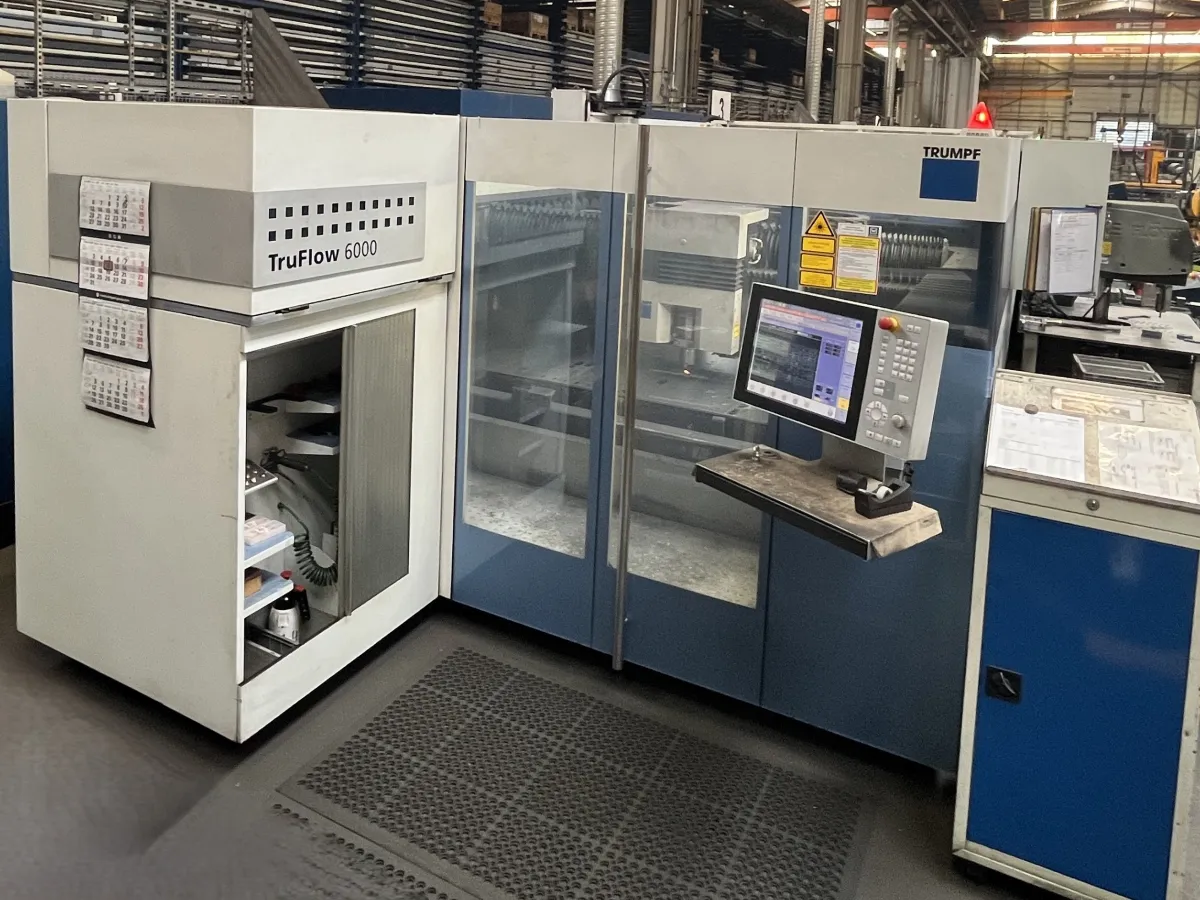 TRUMPF TruLaser 3030 (L20) LASERSCHNEIDANLAGEN