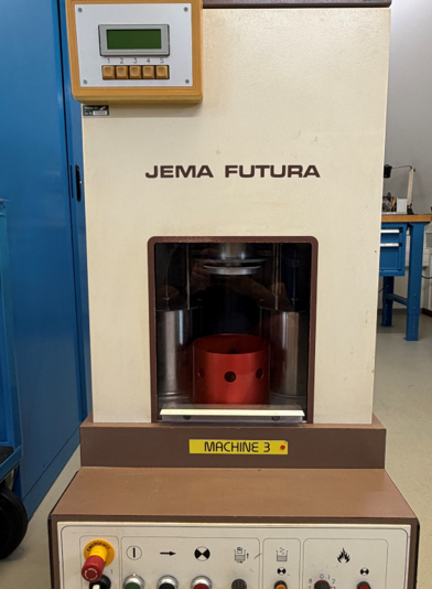 Jema FUTURA Reinigungsmaschinen – RESALE