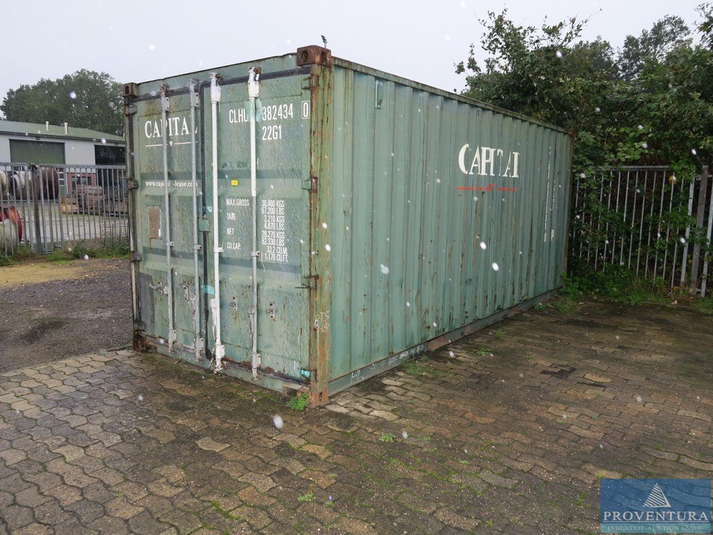Seecontainer ca. 20 Fuß grün