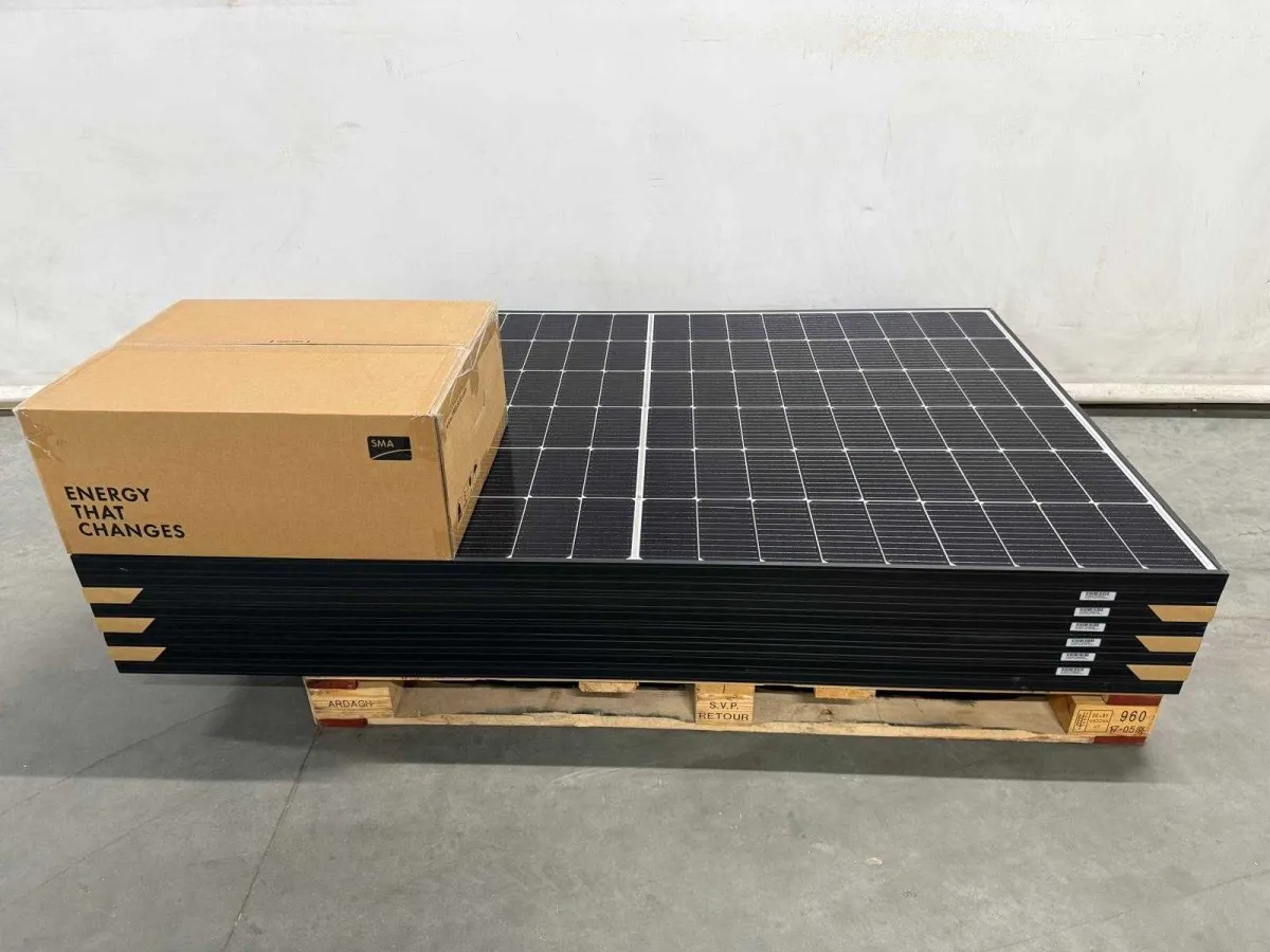Astronergy – Set mit 8 Solarpanels (420 WP) – SMA 3,6 kW Wechselrichter