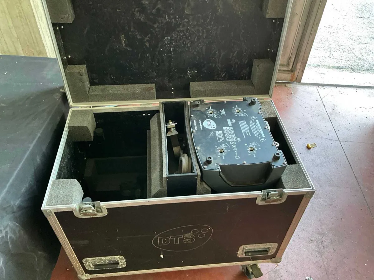 DTS Delta Motorisierter Scheinwerfer Weitere Beleuchtungsausrüstung (2x)