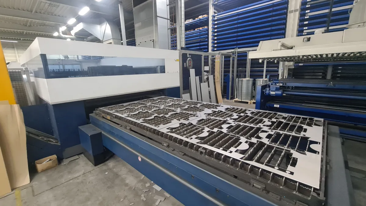 TRUMPF TruLaser 3030 L20 LASERSCHNEIDANLAGEN