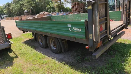 Anhänger – RESALE